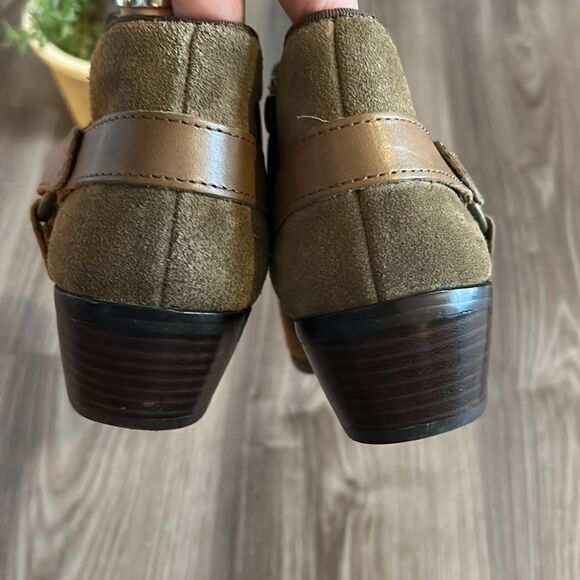 SAM EDELMAN PHOENIX GREEN AND TAN ANKLE BOOTIE GENUINE SUEDE SIZE 6 - Picture 6 of 9